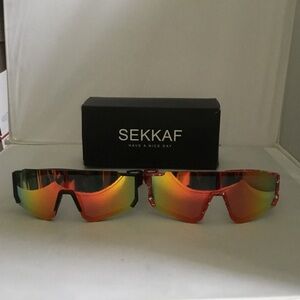 Kids' Sports Sunglasses in Red Mirror Lens